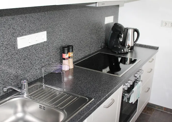 Konukevi Hoevelshof 3*