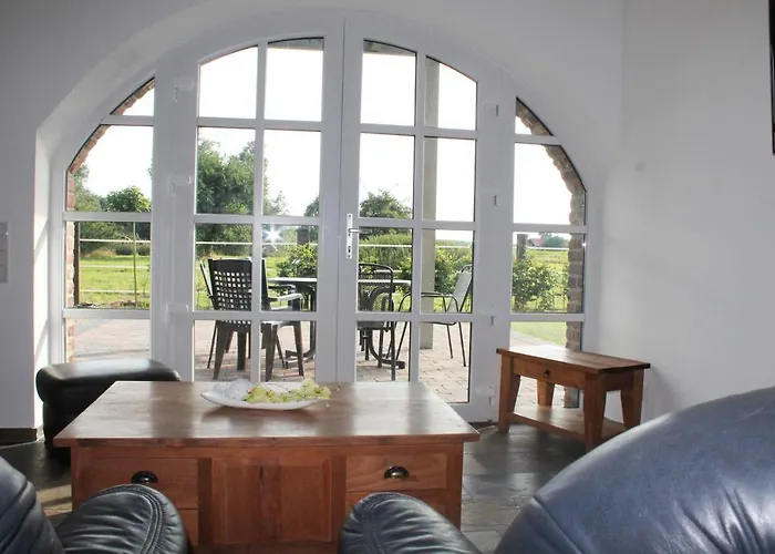 בית הארחה Hoevelshof 3*